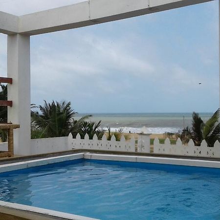 Petit Guest House Negombo Esterno foto